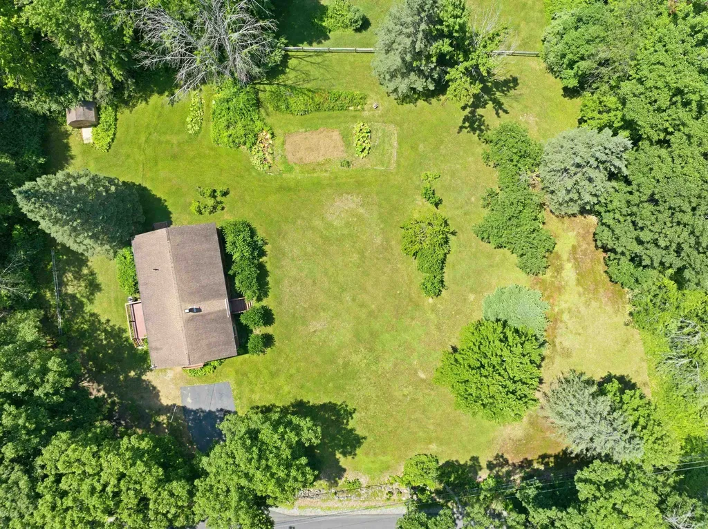 8 Bean Hill Road Belmont NH 03220