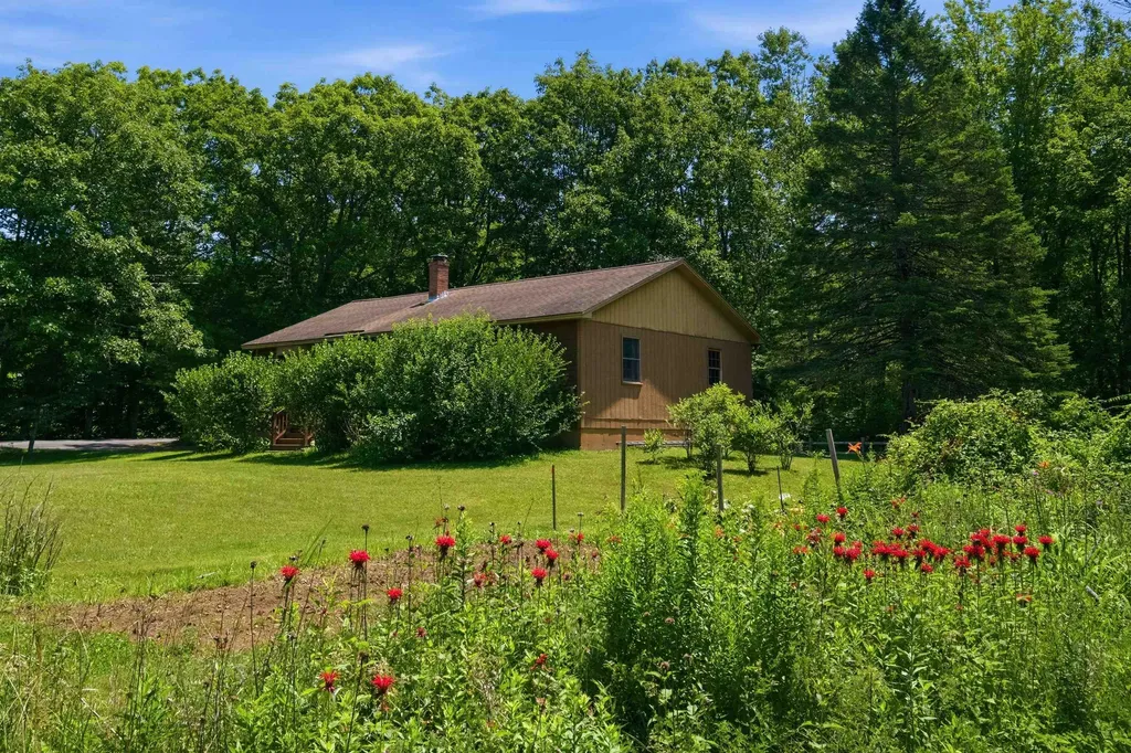 8 Bean Hill Road Belmont NH 03220