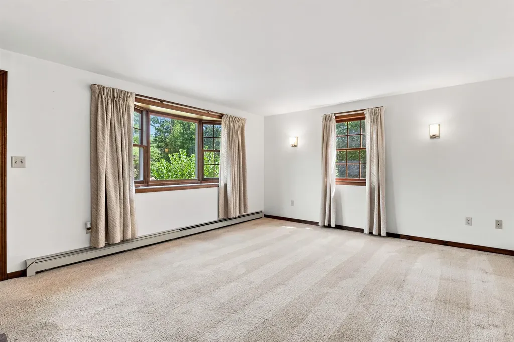 8 Bean Hill Road Belmont NH 03220