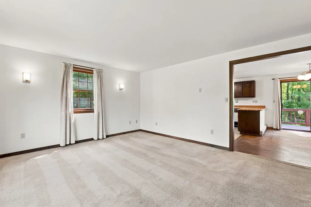 8 Bean Hill Road Belmont NH 03220