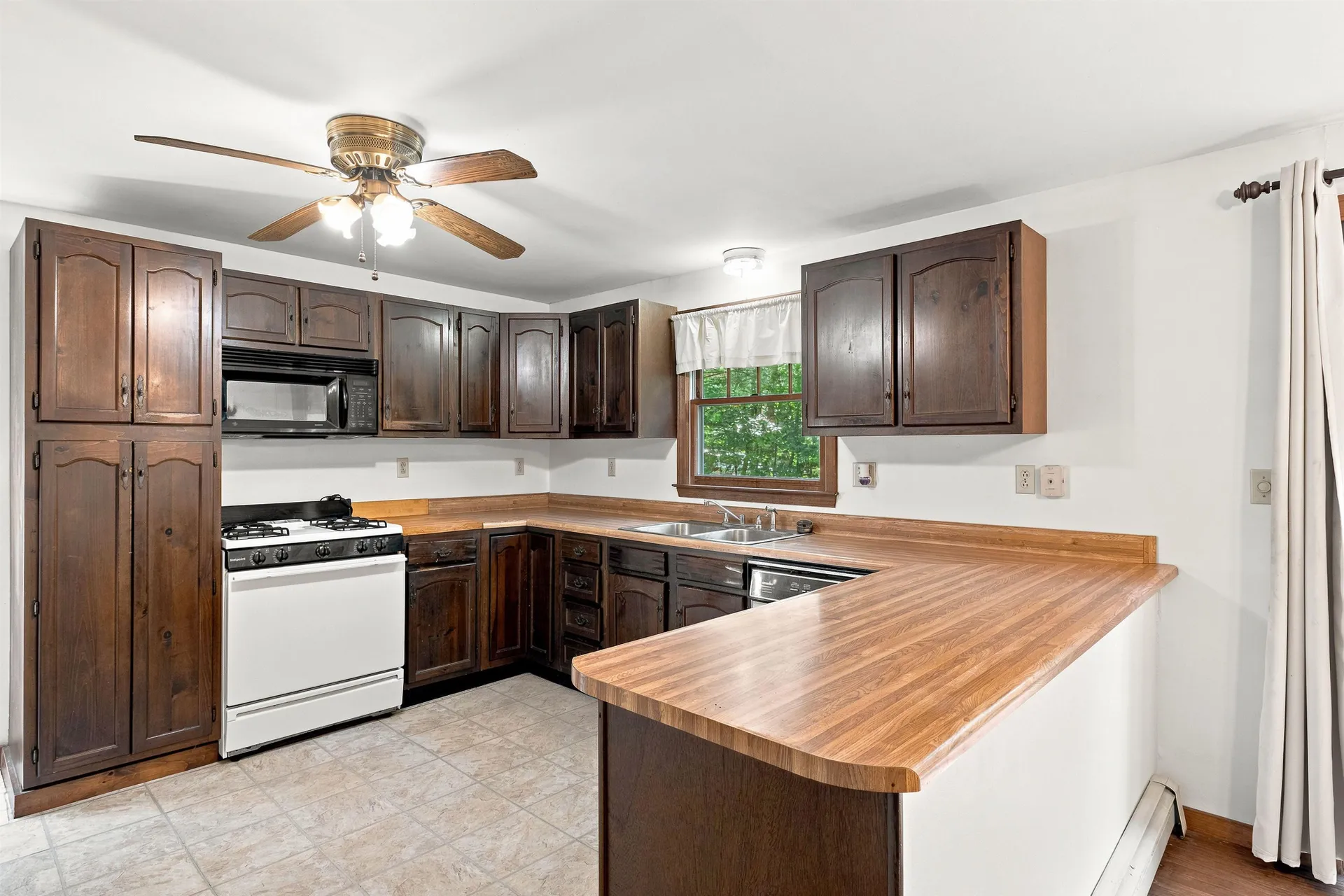 8 Bean Hill Road Belmont NH 03220