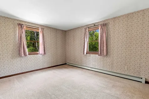 8 Bean Hill Road Belmont NH 03220