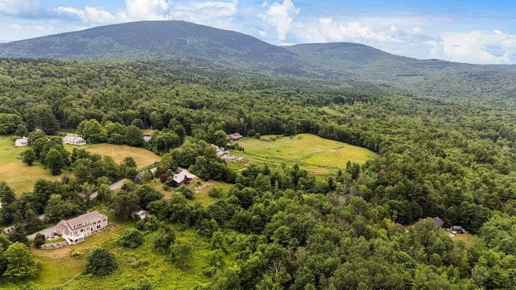 288 Kearsarge Mountain Road Wilmot NH 03287