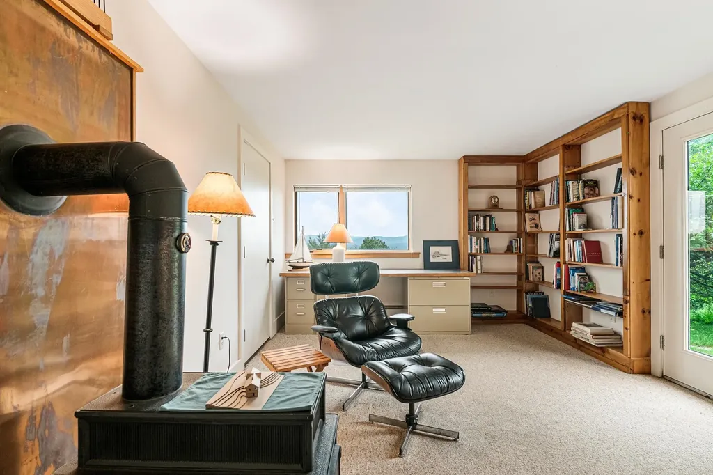 288 Kearsarge Mountain Road Wilmot NH 03287