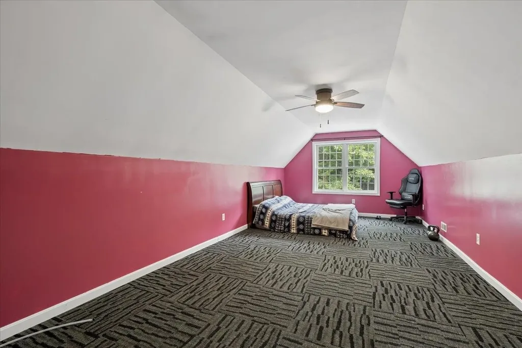11 Hedman Lane Temple NH 03084
