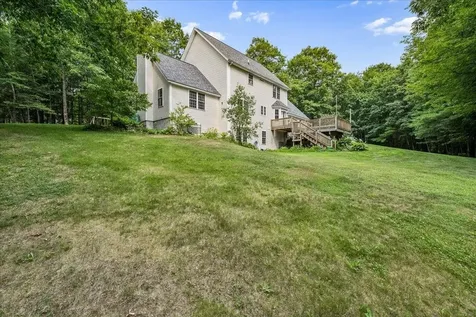 11 Hedman Lane Temple NH 03084