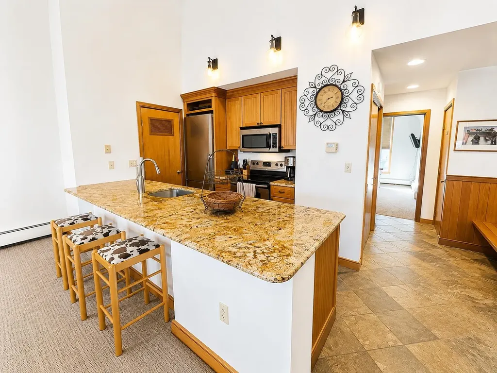 4 Sportscenter Village Way Dover VT 05356