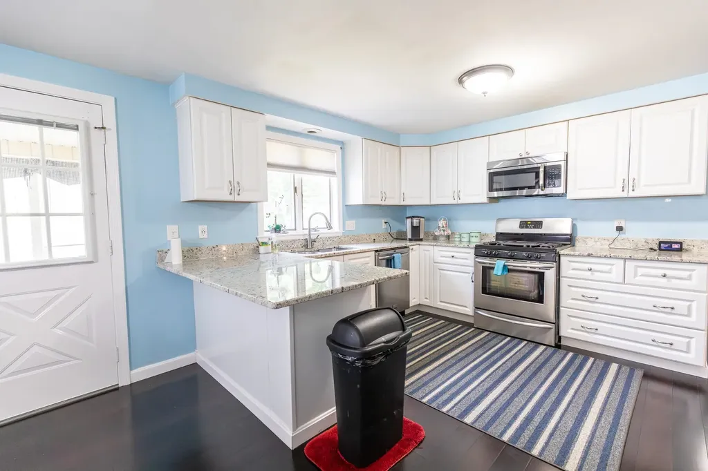 35 Shaker Road Concord NH 03301