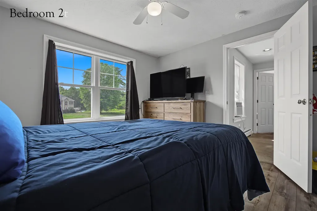 13 Brandy Circle Litchfield NH 03052