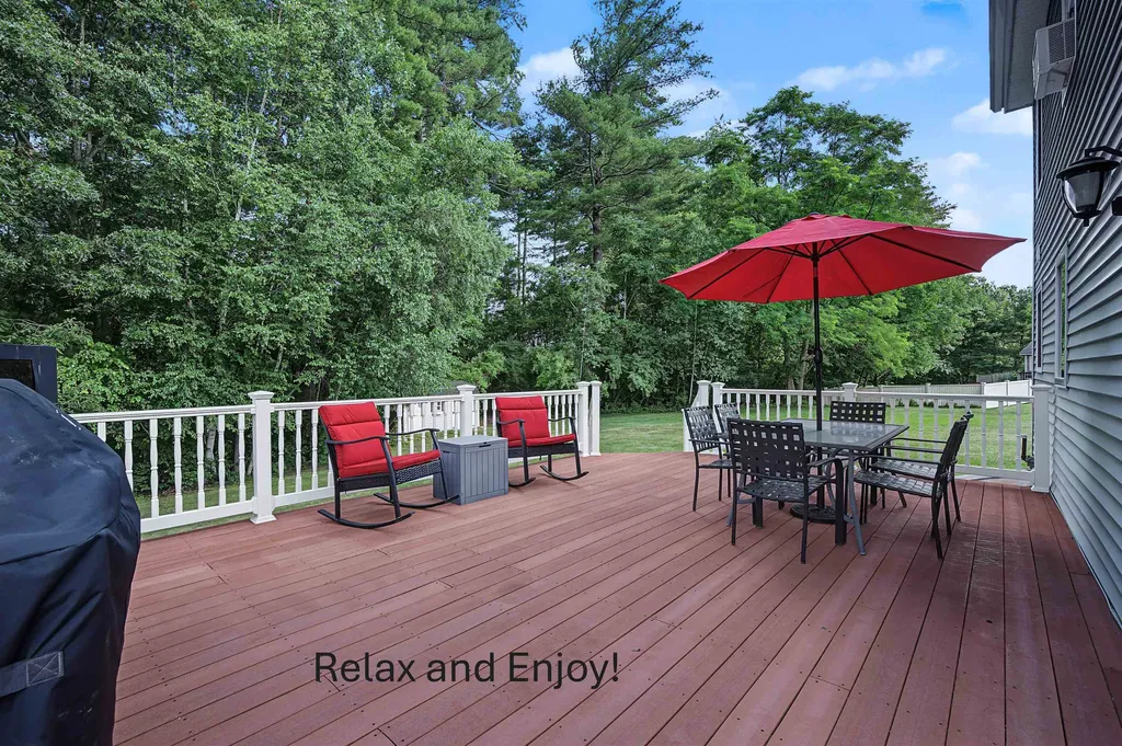 13 Brandy Circle Litchfield NH 03052
