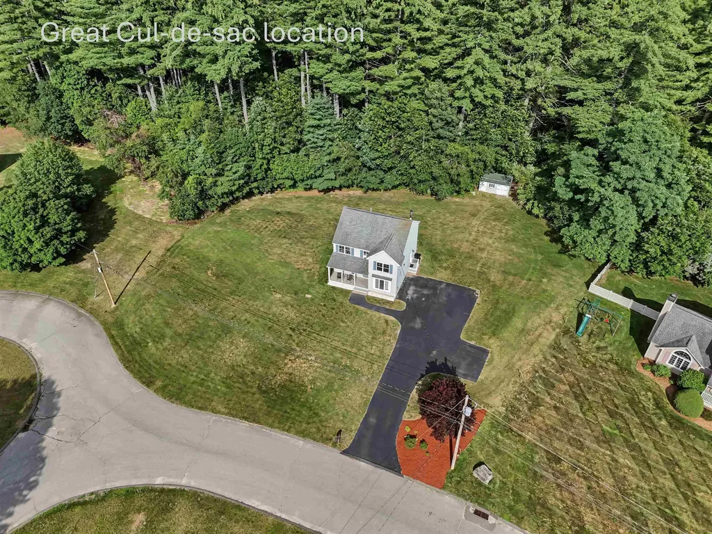 13 Brandy Circle Litchfield NH 03052
