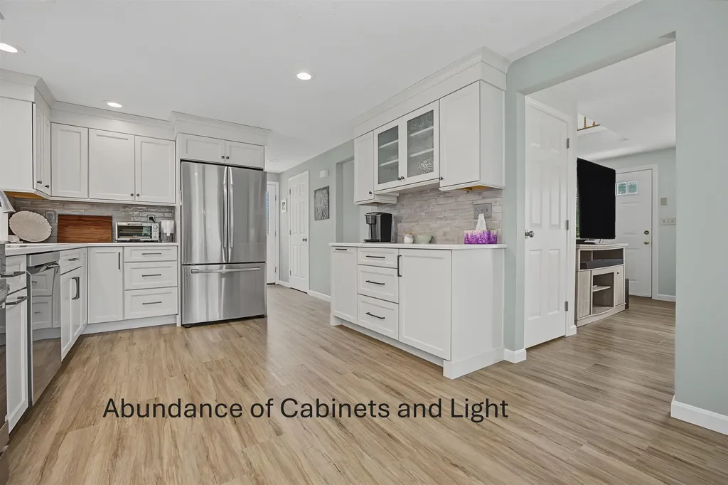 13 Brandy Circle Litchfield NH 03052