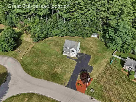 13 Brandy Circle Litchfield NH 03052