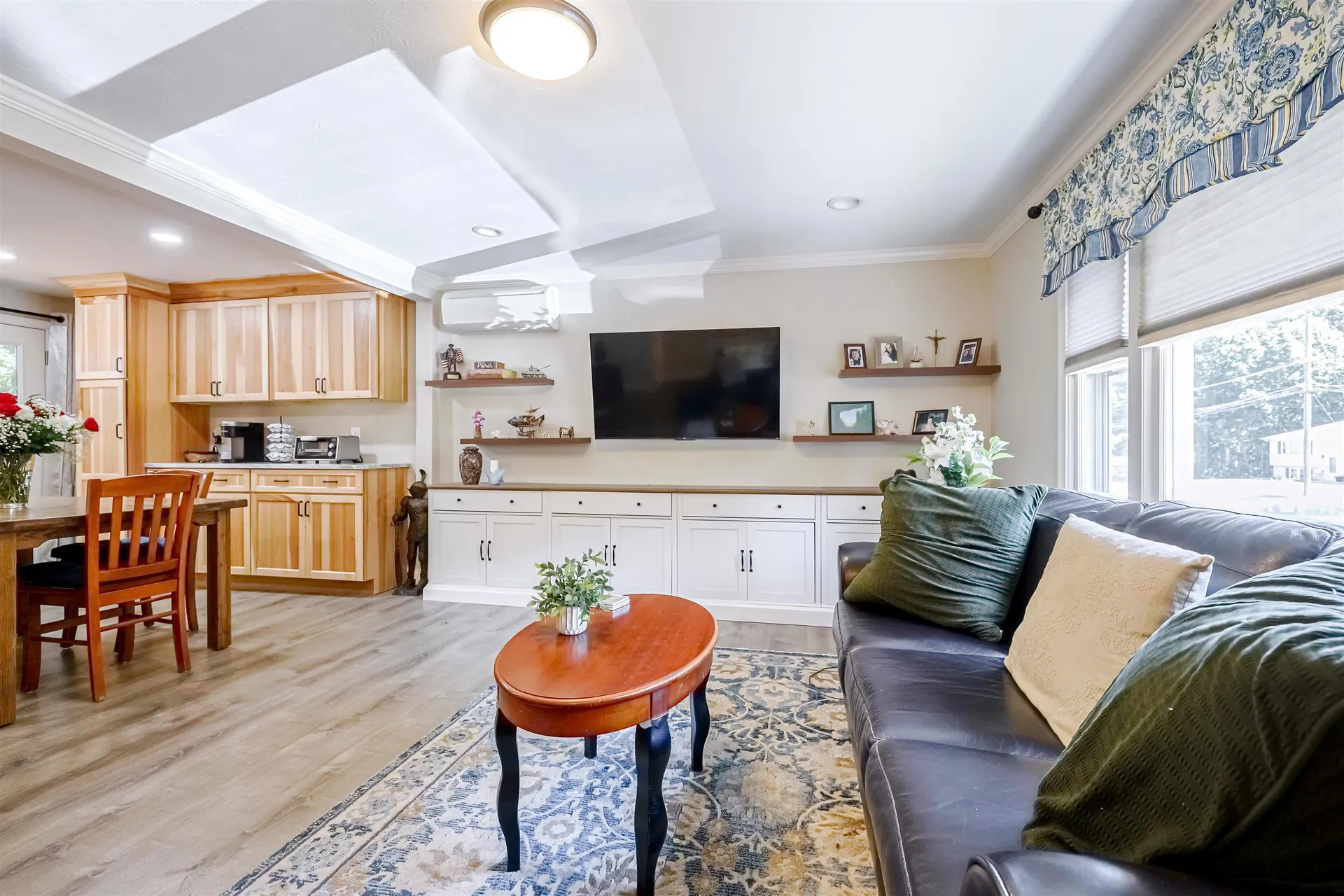 25 R Derryfield Road Derry NH 03038