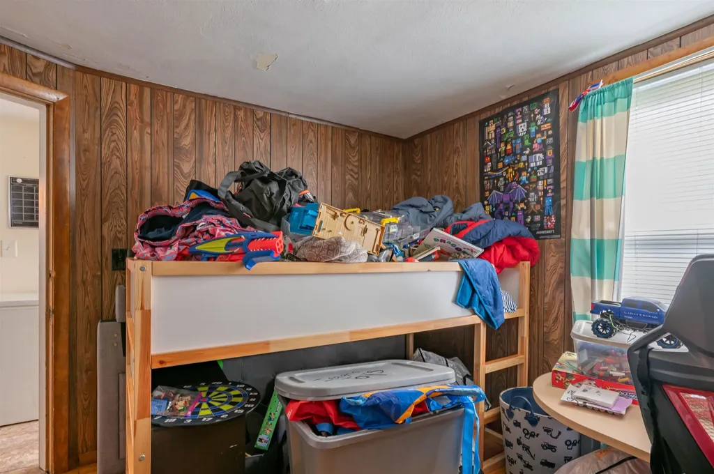 72 Palm Street Nashua NH 03060