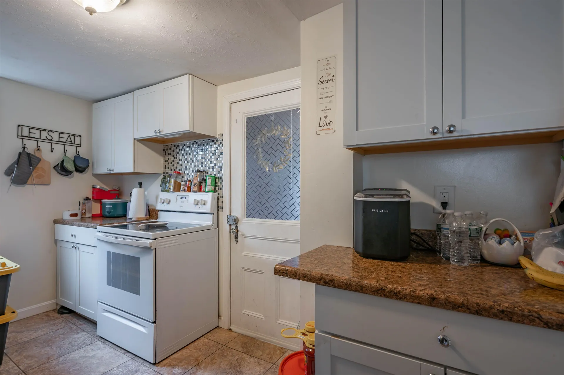 72 Palm Street Nashua NH 03060
