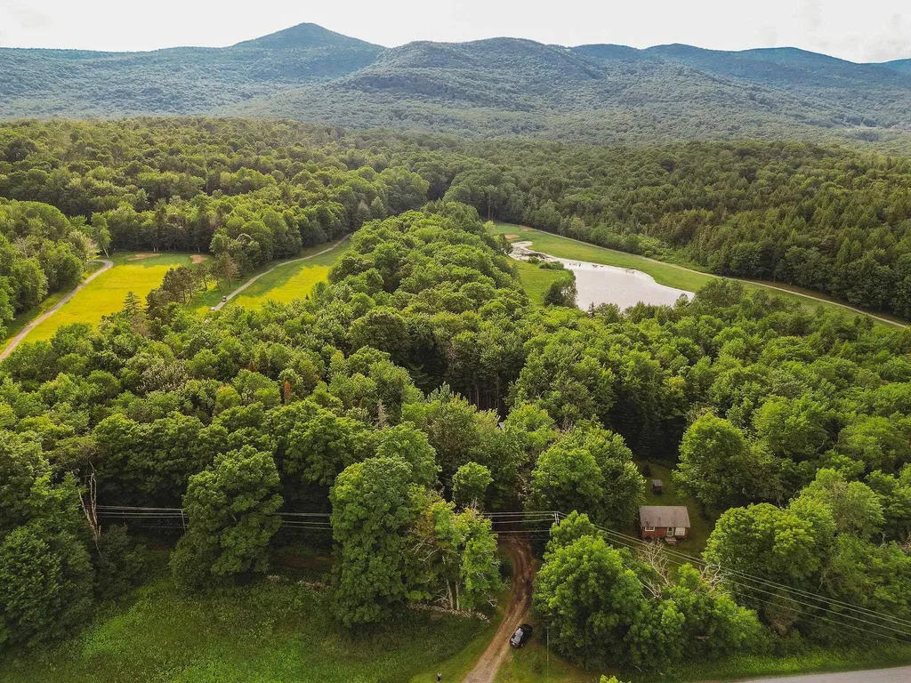 246 Mann Road Wilmington VT 05363