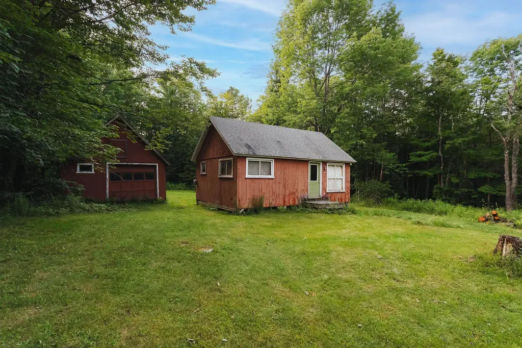 246 Mann Road Wilmington VT 05363