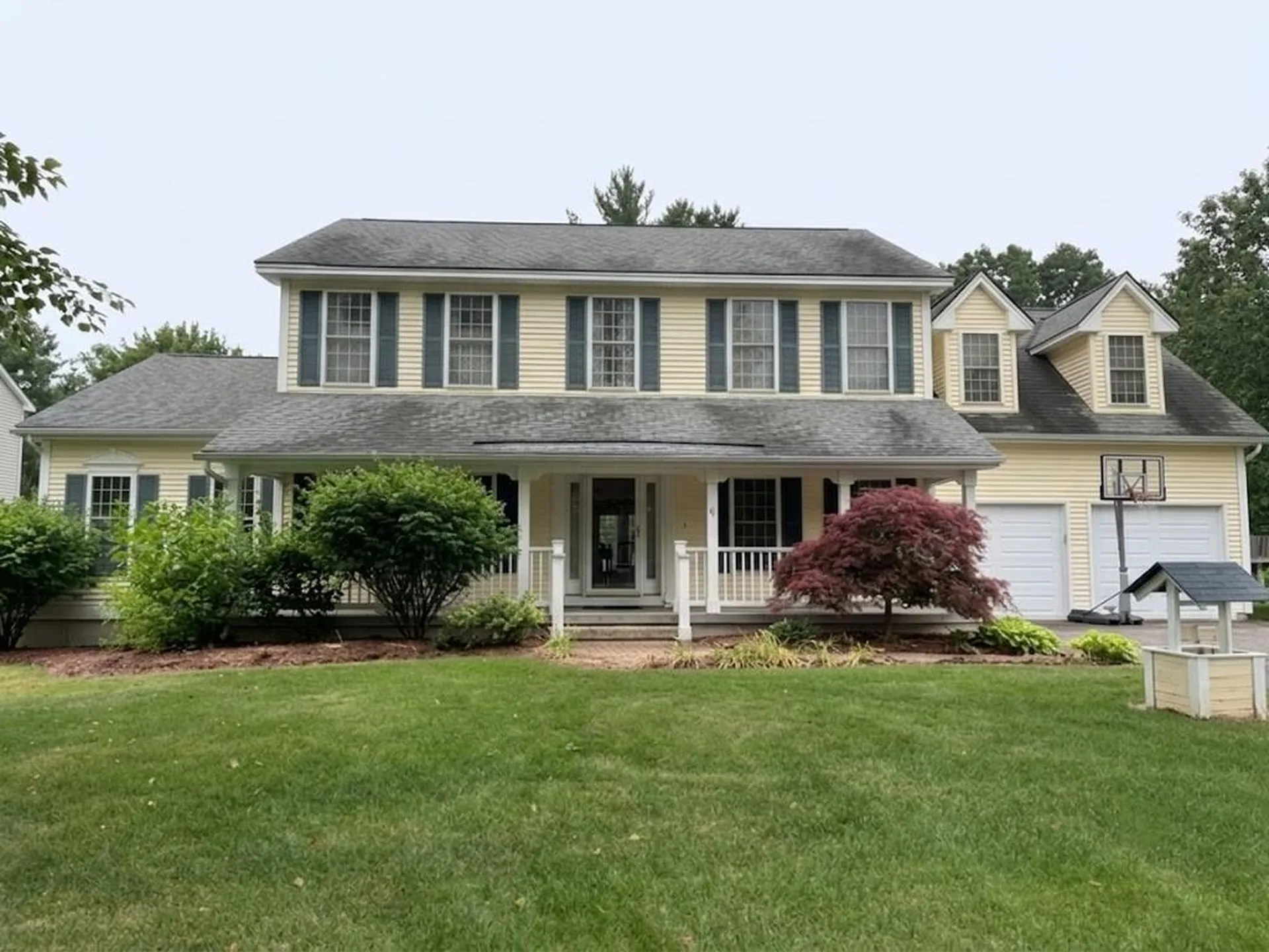 8 Winding Road Bedford NH 03110