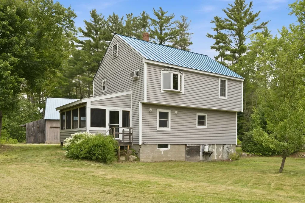 60 Slab City Road Grafton NH 03240