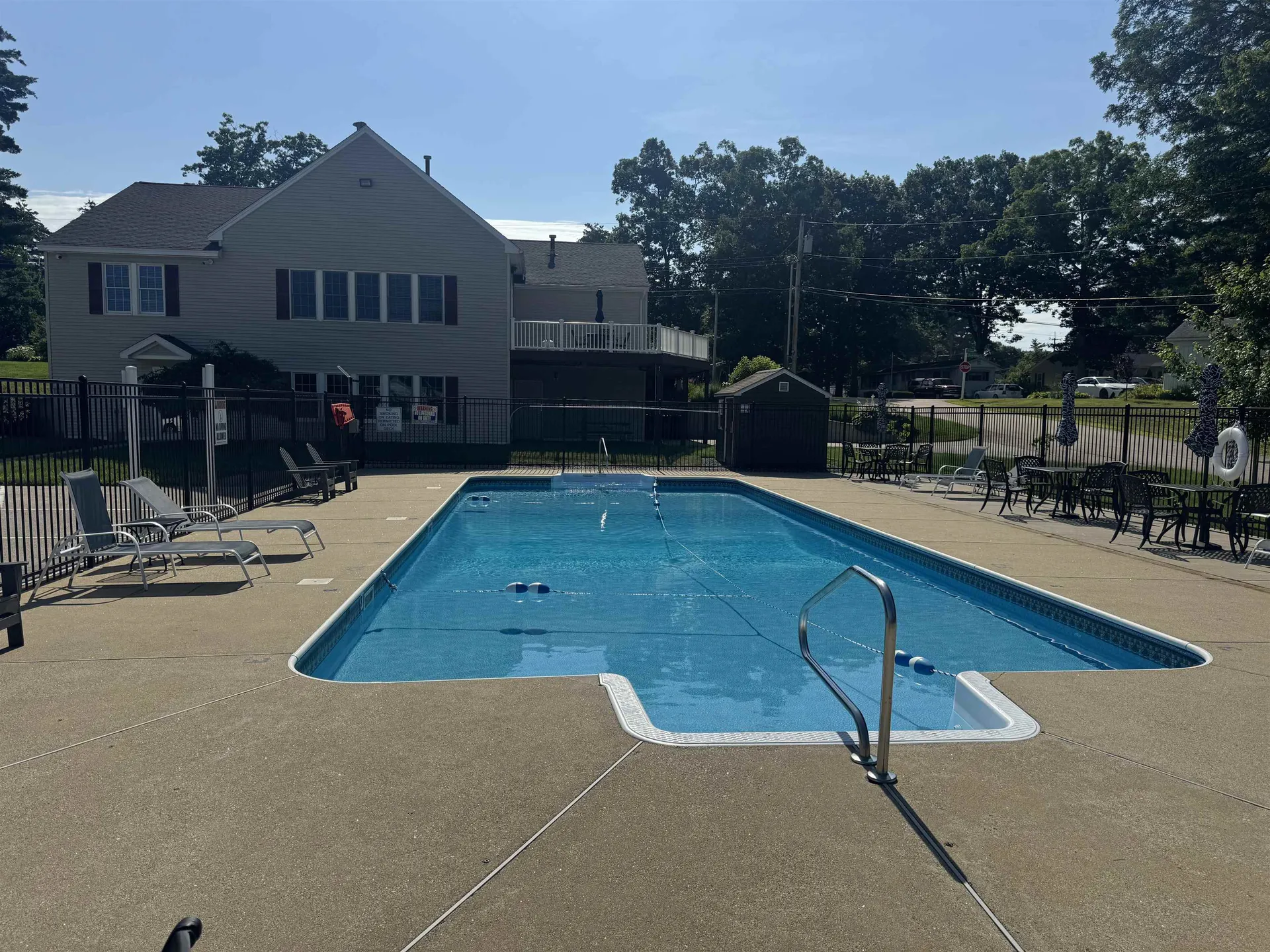 4 Manorcrest Drive Nashua NH 03062