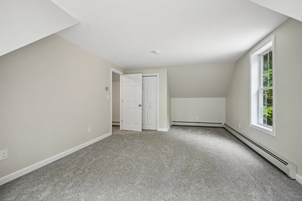 15 Emerald Drive Danville NH 03819