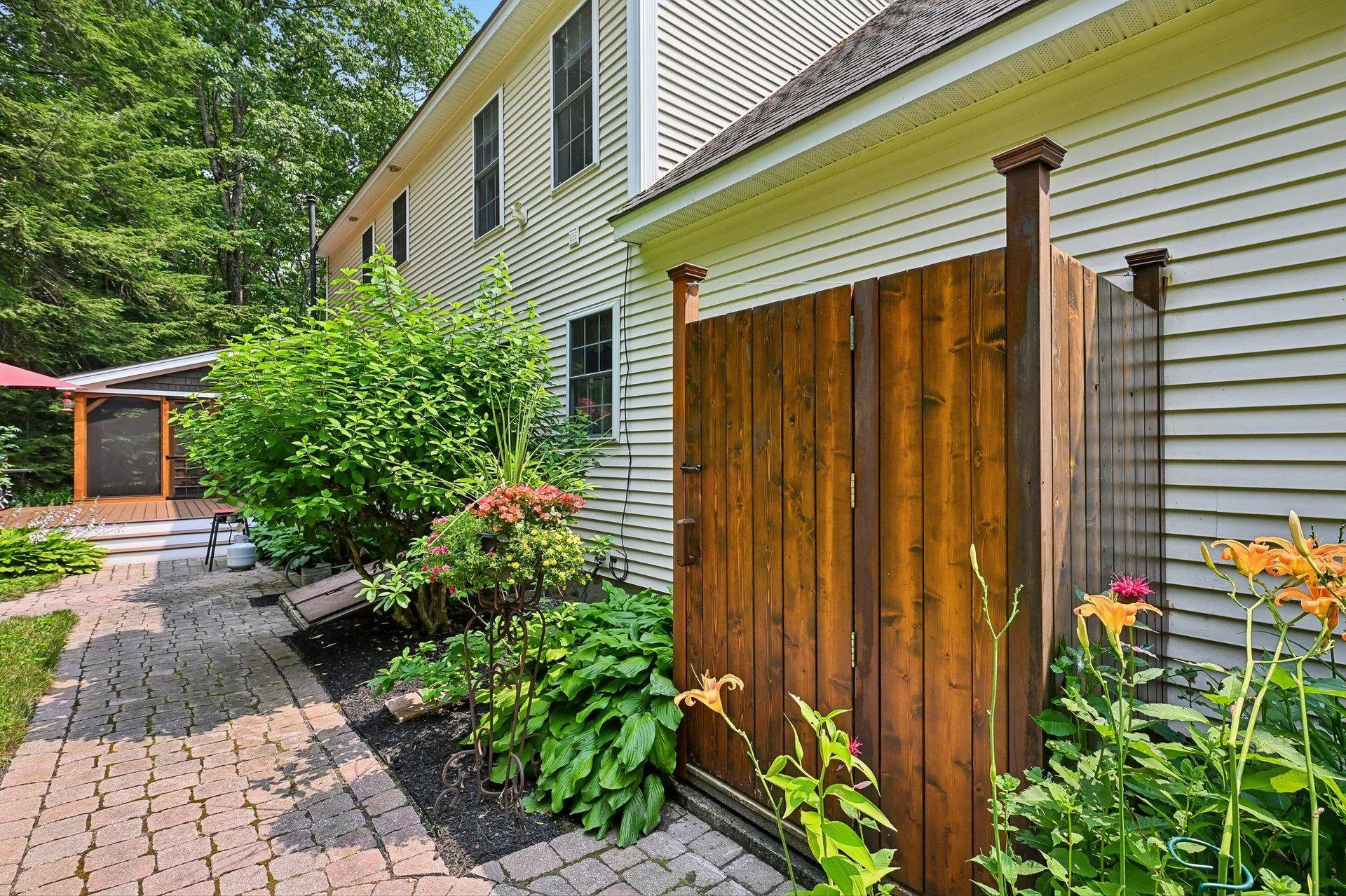15 Emerald Drive Danville NH 03819