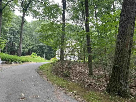 15 Emerald Drive Danville NH 03819