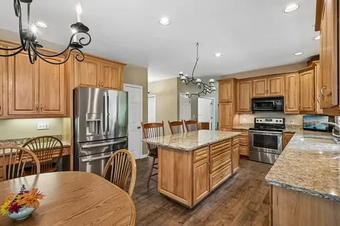 15 Emerald Drive Danville NH 03819
