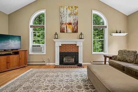 15 Emerald Drive Danville NH 03819