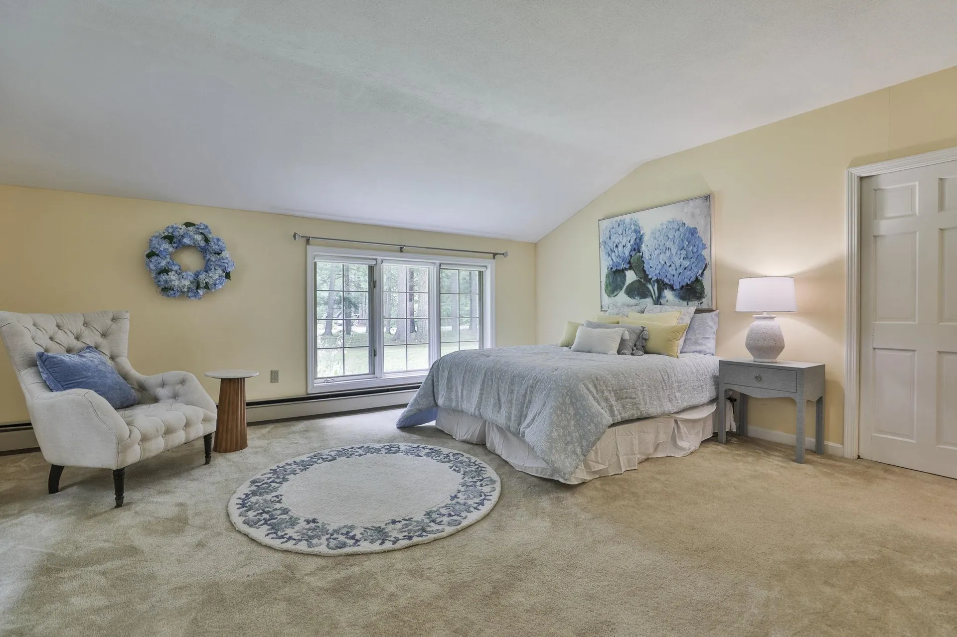 24 Cricket Hill Drive Amherst NH 03031