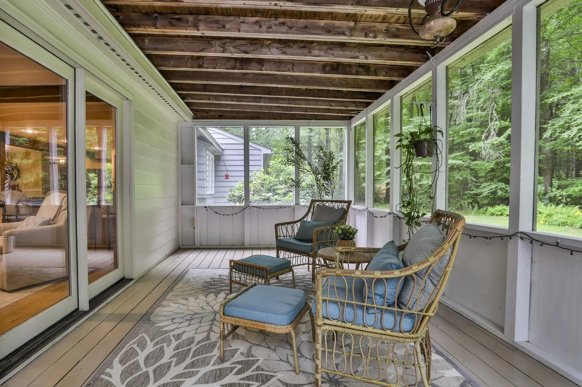 24 Cricket Hill Drive Amherst NH 03031