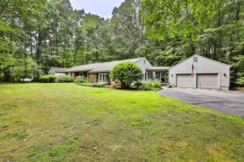 24 Cricket Hill Drive Amherst NH 03031