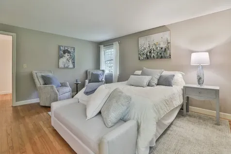 24 Cricket Hill Drive Amherst NH 03031