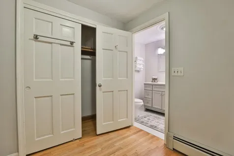 24 Cricket Hill Drive Amherst NH 03031