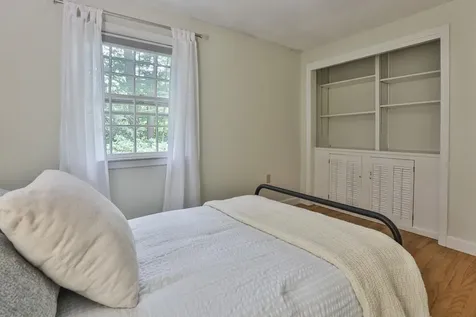 24 Cricket Hill Drive Amherst NH 03031