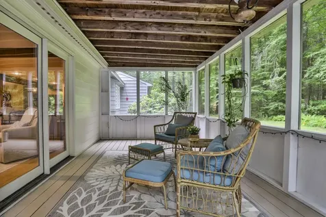 24 Cricket Hill Drive Amherst NH 03031