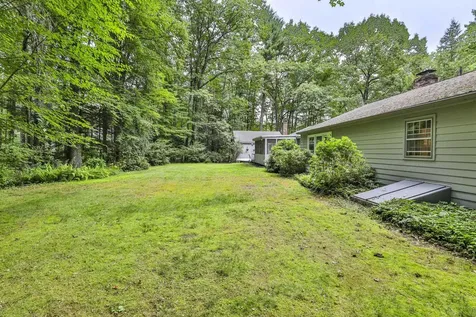 24 Cricket Hill Drive Amherst NH 03031