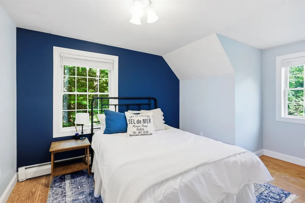 542 Cross Country Road Pembroke NH 03275