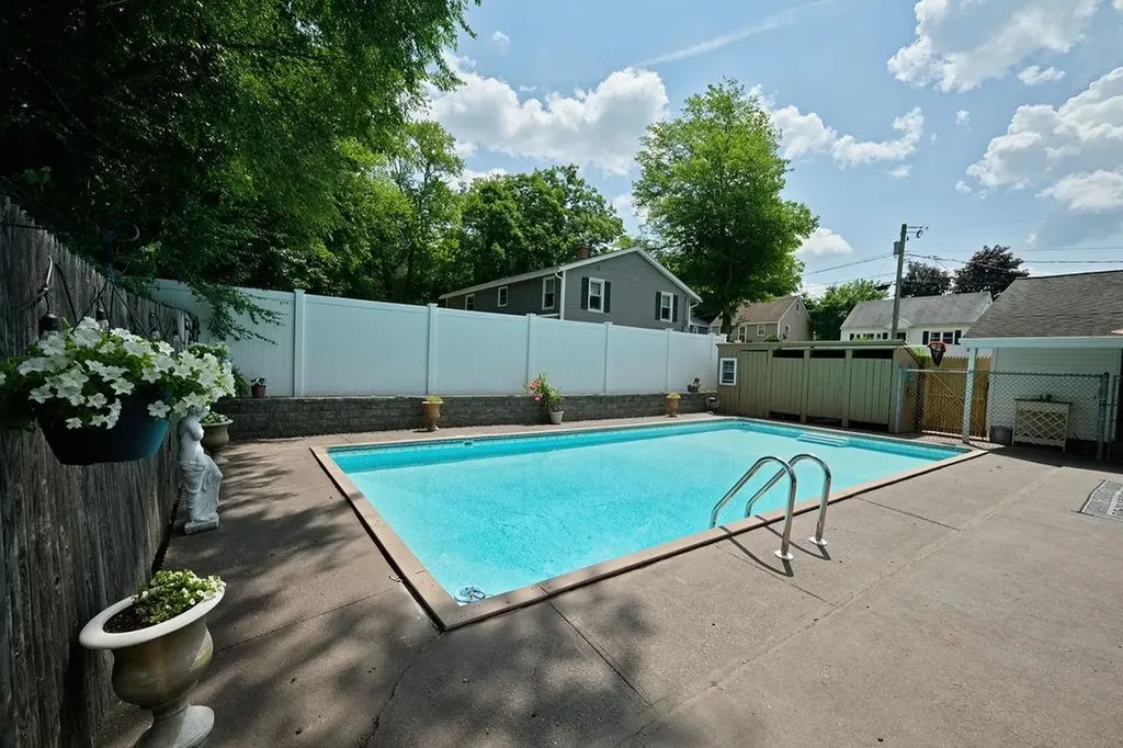 148 Brunelle Avenue Manchester NH 03103