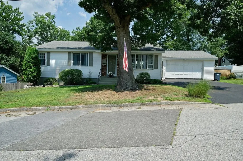 148 Brunelle Avenue Manchester NH 03103