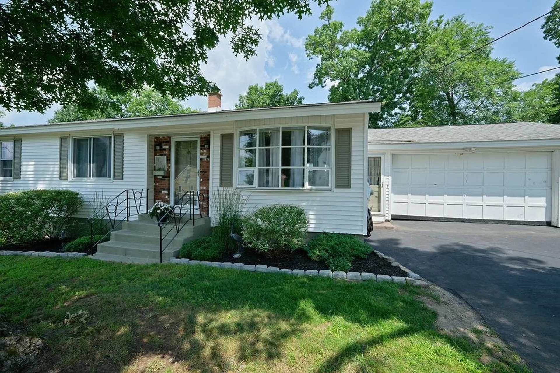 148 Brunelle Avenue Manchester NH 03103