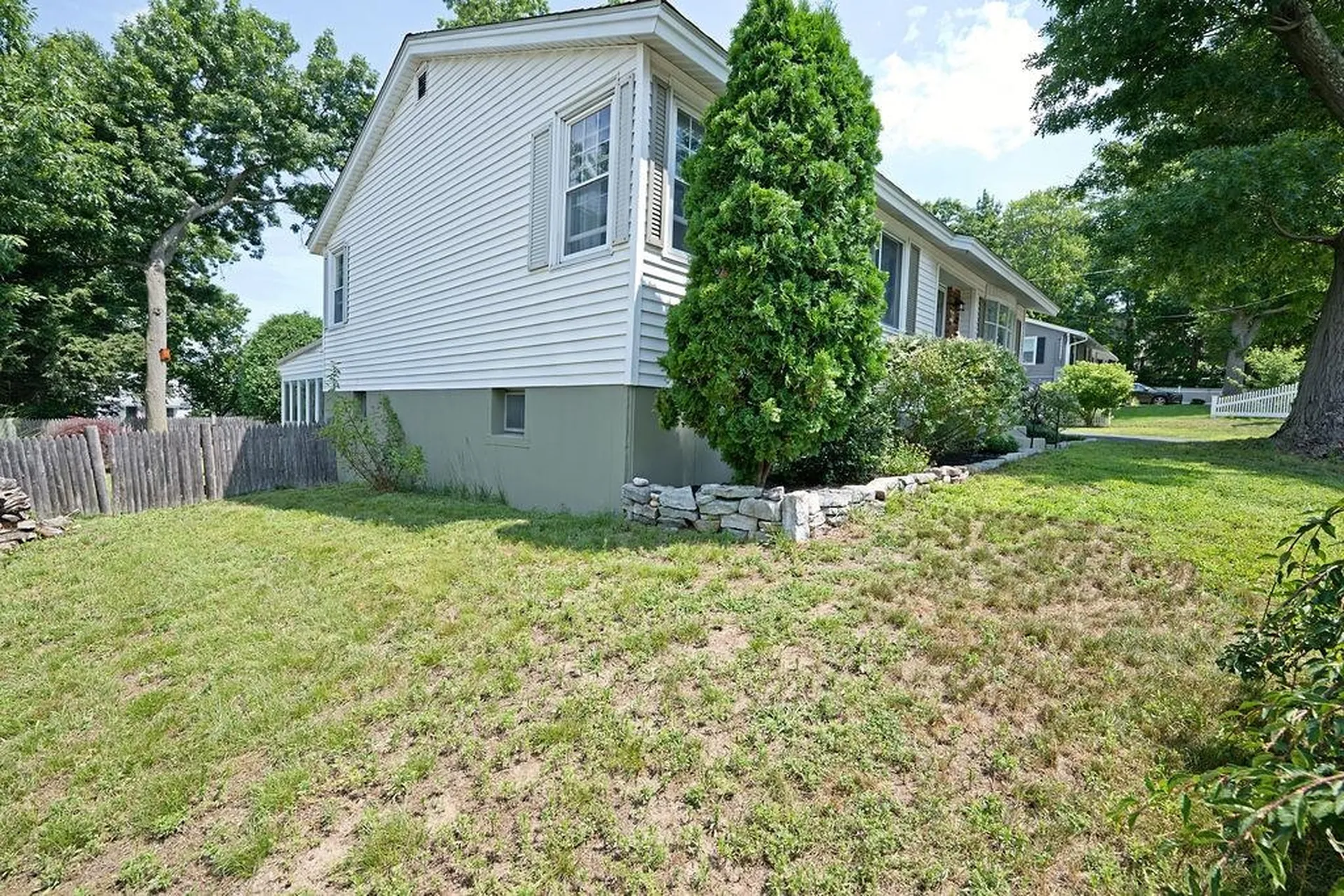 148 Brunelle Avenue Manchester NH 03103