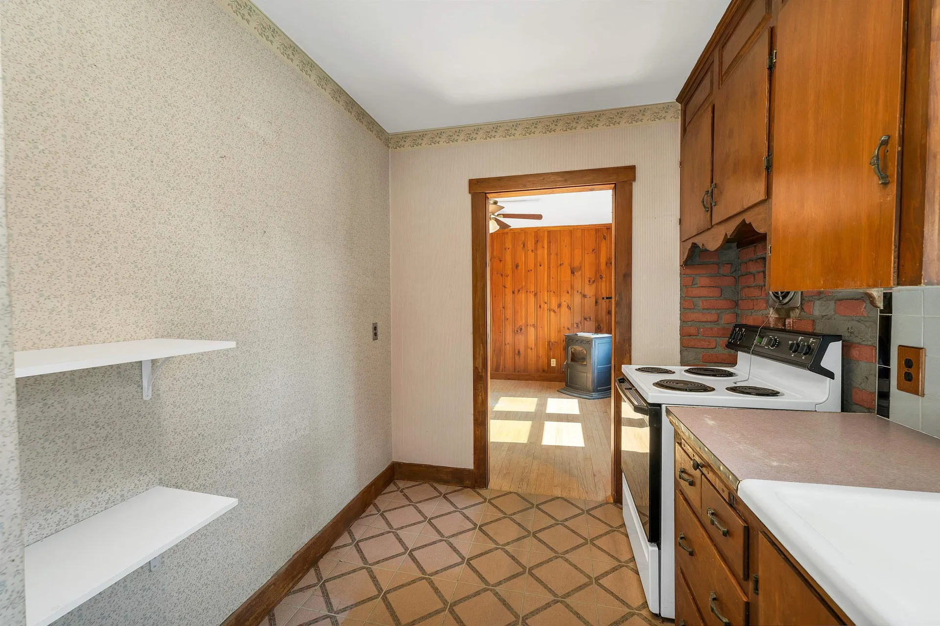3 Pond Street Newmarket NH 03857