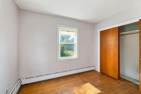 3 Pond Street Newmarket NH 03857