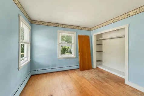 3 Pond Street Newmarket NH 03857