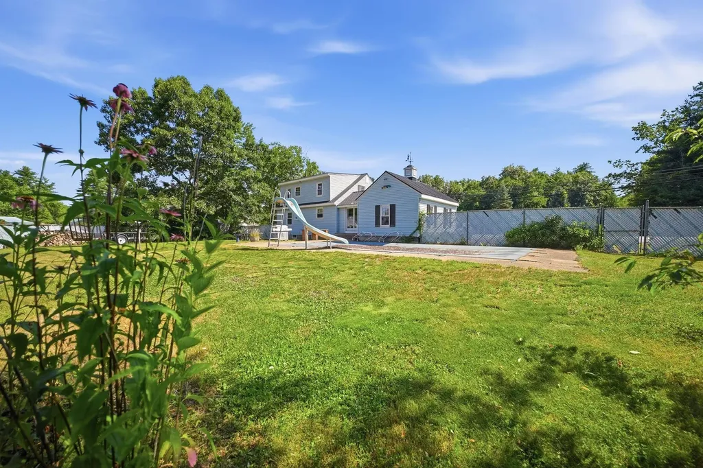 158 Milton Road Rochester NH 03868