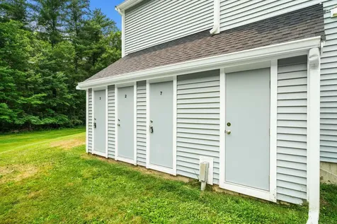 50 Brookside Drive Exeter NH 03833