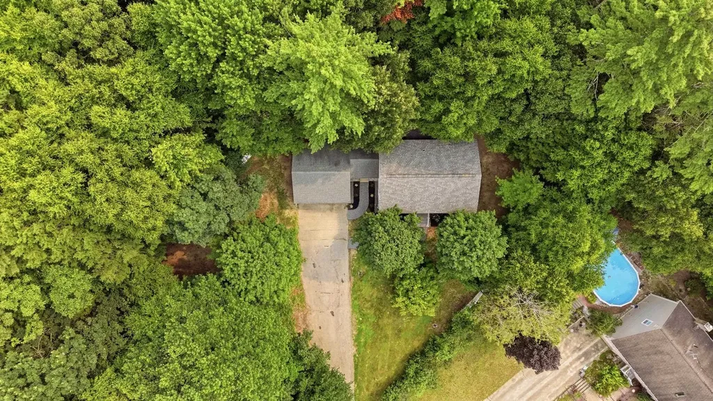 411 Mont Vernon Road Milford NH 03055