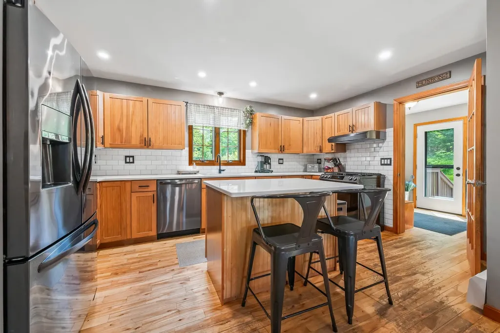 99 Breezy Hill Road Lisbon NH 03585